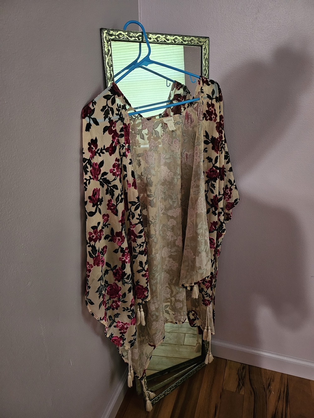 Japna Velvet Rose Tassel Kimono Size Small